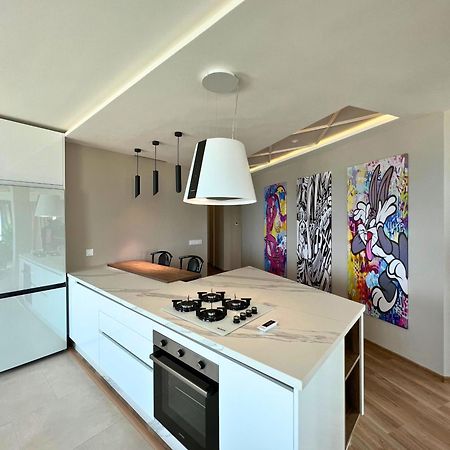 Apartamento The Mirage Tangier - 3Br Luxury Sea View With Private Hammam & Jacuzzi Exterior foto
